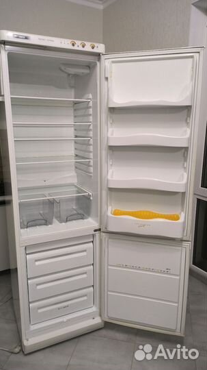 Холодильник zanussi ZK26/11R