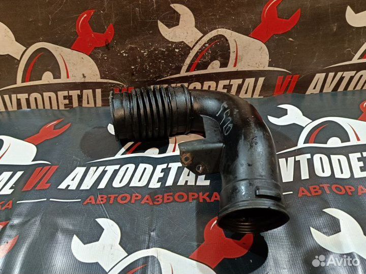 Патрубок воздушного фильтра Honda Civic 8 5D FN