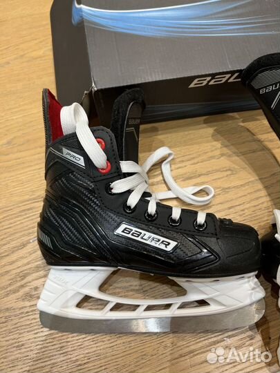 Новые Хоккейные коньки Bauer NS детские размер Y12