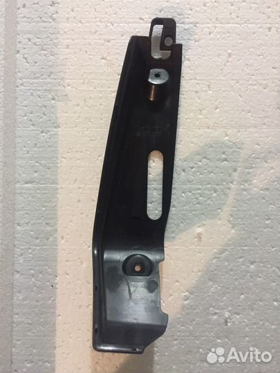 Крышка расширительного бочка Yamaha YZF-R6