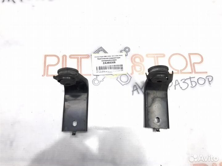 Крепление радиатора кондиционера Honda Insight (Z