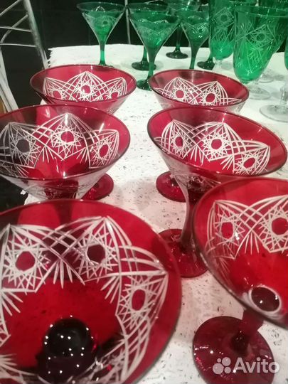 Бокалы, для вина и для мартини