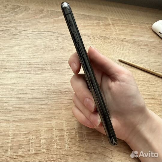 iPhone X, 256 ГБ