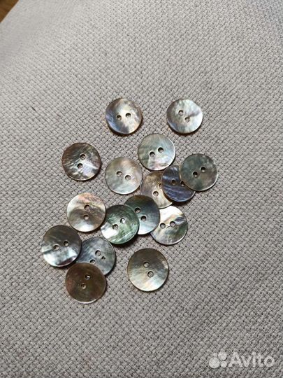 Пуговицы