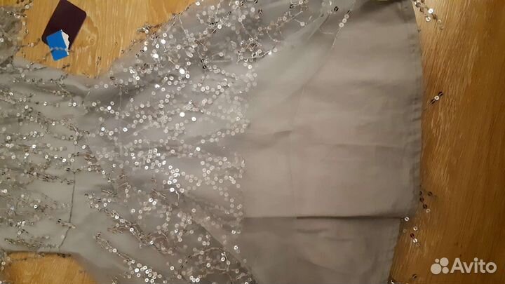 Платье нарядное