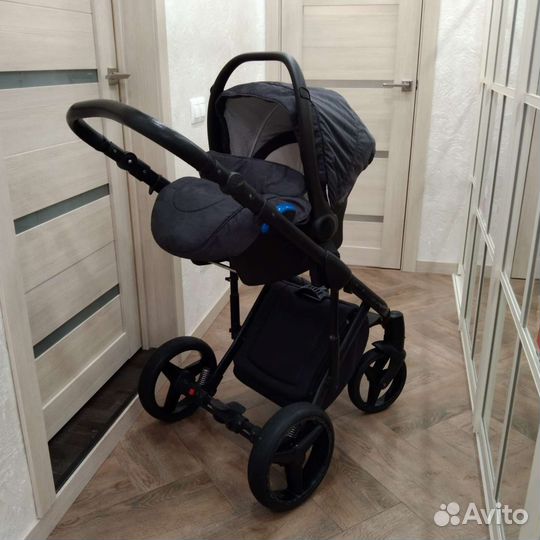 Универсальная коляска Adamex Reggio 3 в 1