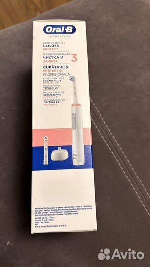 Электрическая зубная щетка oral b новая