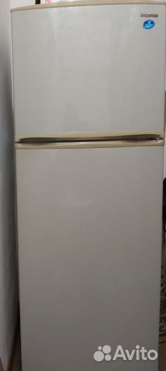Холодильник Samsung RT34 MB
