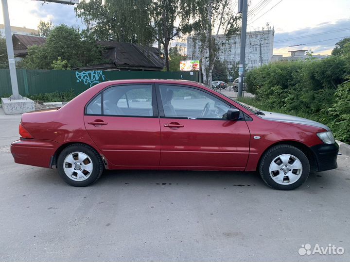 Mitsubishi Lancer 2.0 AT, 2002, 177 000 км