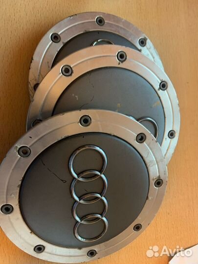 Колпаки на диски Ауди оригинал 4B0 601 165 A