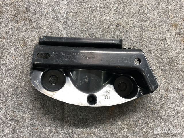 Направояющая кронштейн заднего бампера BMW