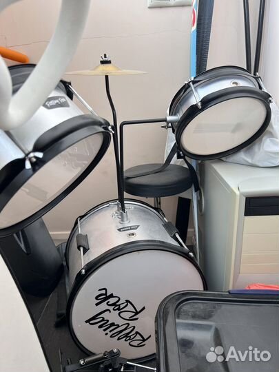 Детская барабанная установка