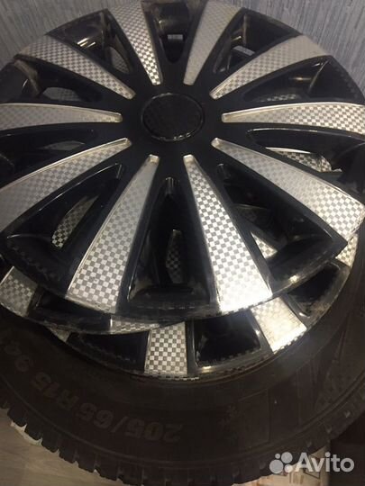 R15 Kumho WinterCraft Ice WI31 205/65, PCD 5x105 DIA 56.5