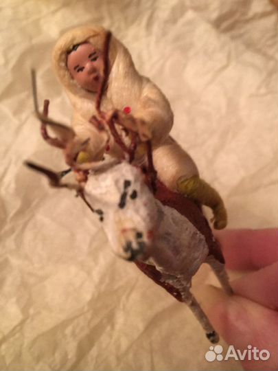 Елочные игрушки СССР. Якут на олене. Ненец на олен