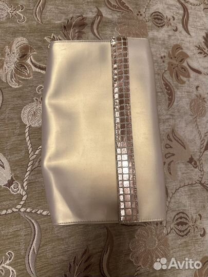 Dior золотая косметичка