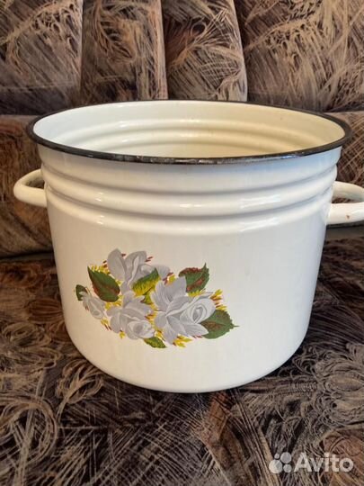 Кастрюля 9,5 л,ваза,стаканы (6 шт)