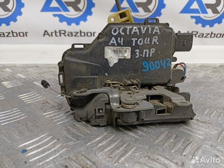 Замок двери задней правой задний правый Skoda