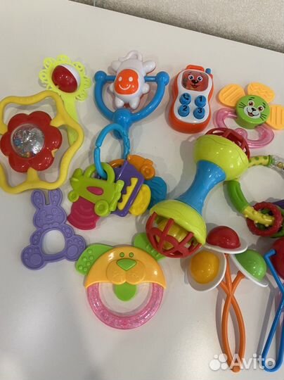 Развивающие игрушки пакетом