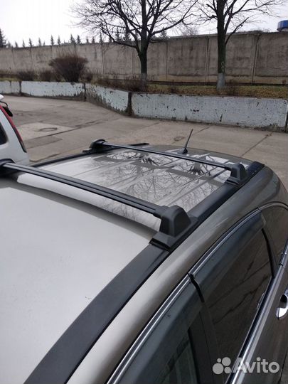 Поперечины в штатные места Honda CR-V 3 2007-12