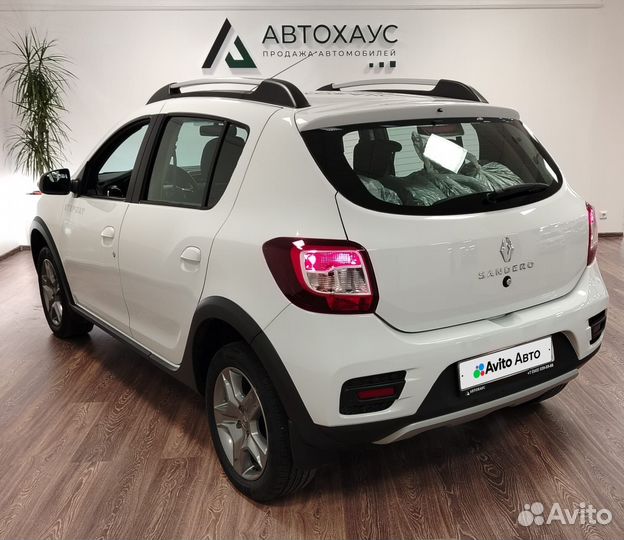 Renault Sandero Stepway 1.6 МТ, 2020, 75 251 км