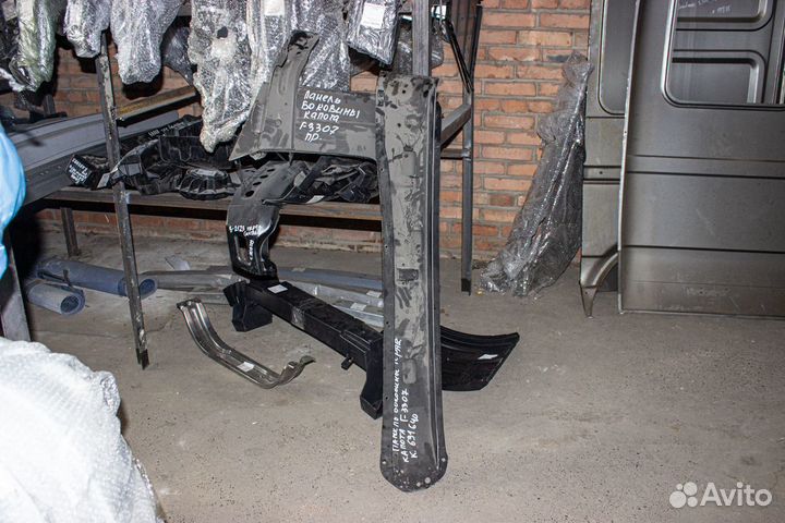 Панель боковины капота газ-3307