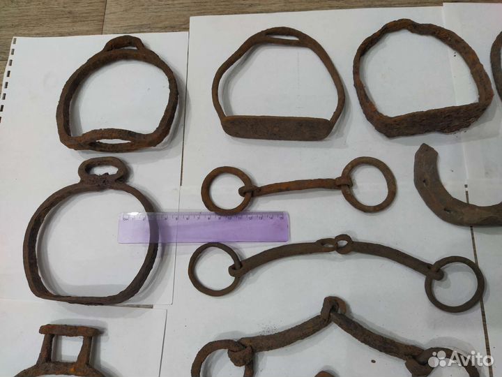 Стремена, удила старинные