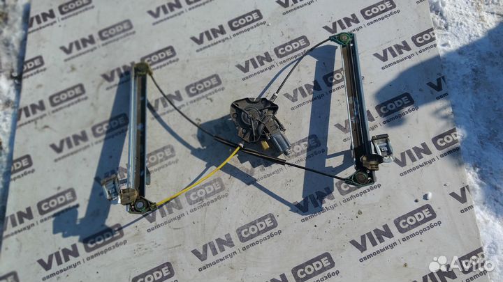 Стеклоподъемник передний левый LADA Niva 21214