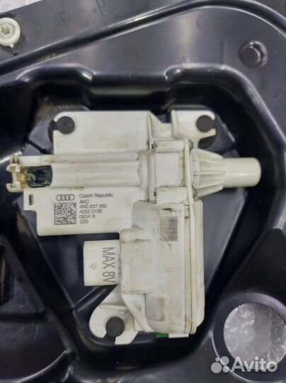 Активатор замка двери Audi A8