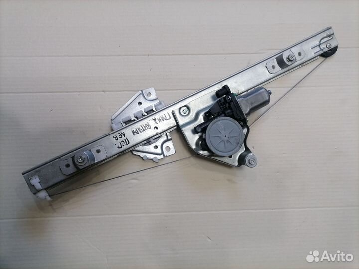 Стеклоподъемник левый для Suzuki Grand Vitara