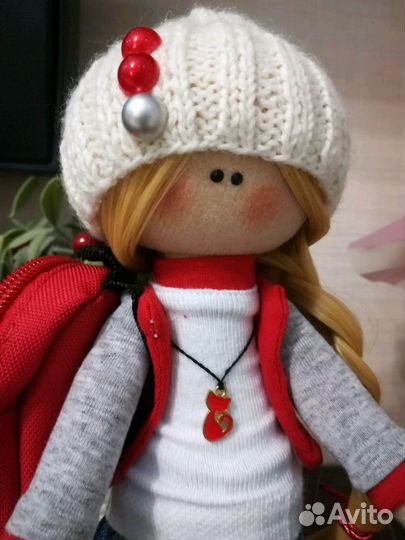 Кукла интерьерная