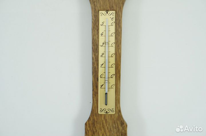 Винтажная метеостанция