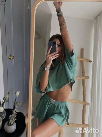 Костюм с шортиками