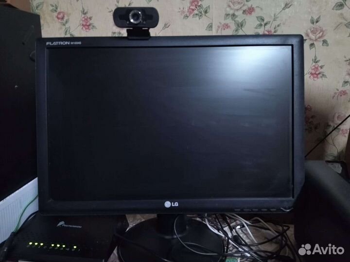 Монитор LG flatiron w1934s