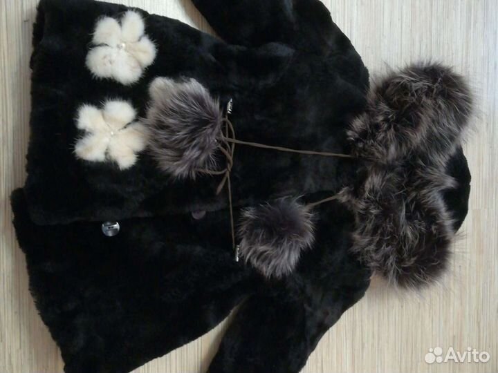 Шубка натуральная на ребенка 2-4 года