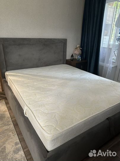 Матрас 160х200 бу