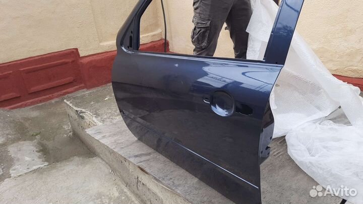 Двери на гранту