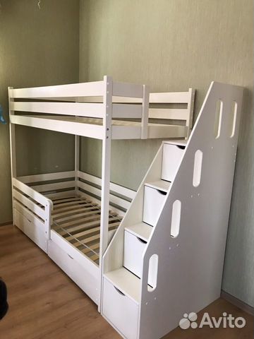 Кровать двухьярусная Август с лестницей комодом