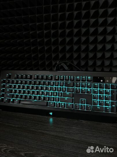 Игровая клавиатура razer blackwidow chroma v2