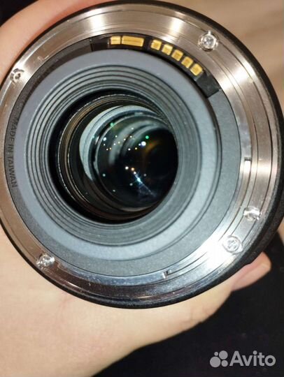Объектив Canon EF-S 17-85