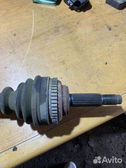 Вал привода правый Chevrolet Aveo T250 седан F14D3