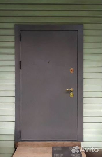 Дверь входная металлическая