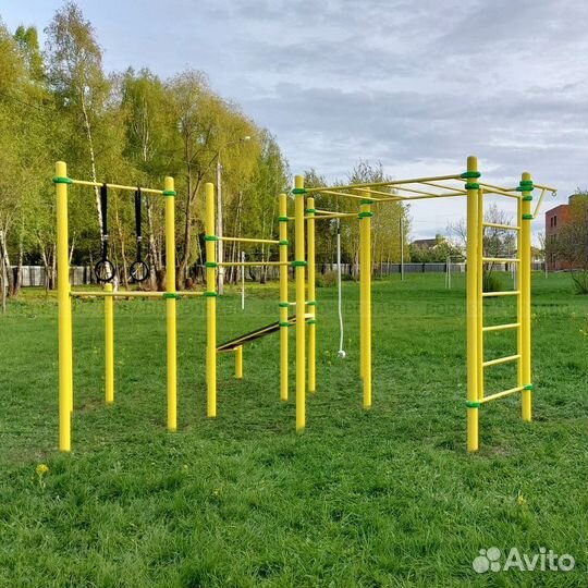 Спортивный уличный комплекс