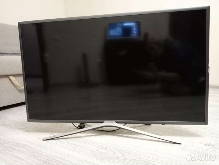 Телевизор samsung