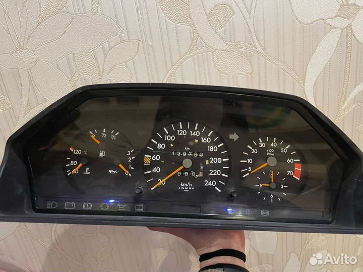 Панель приборов mersedes