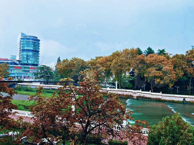 2-к. квартира, 48 м², 3/5 эт.