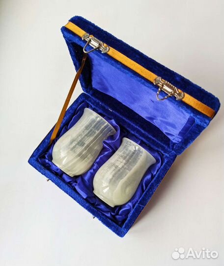 Из камня Оникс