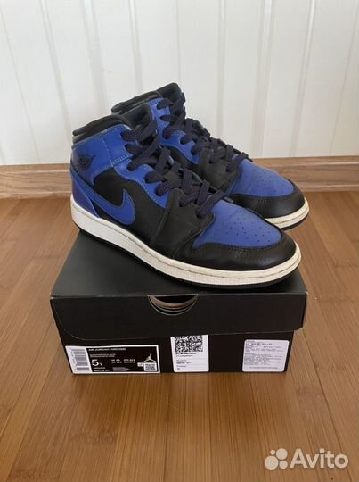 Кроссовки air jordan 1 mid