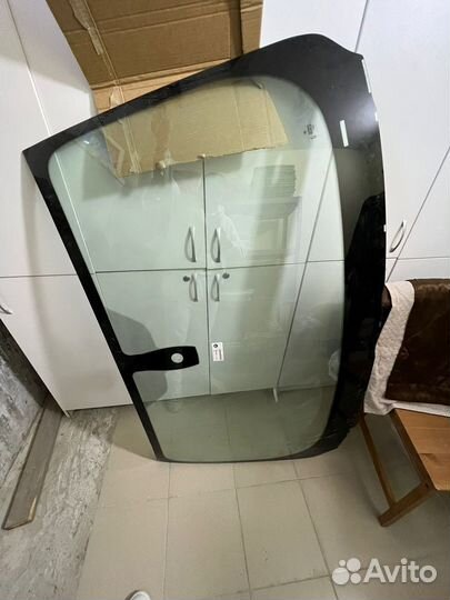 Лобовое стекло