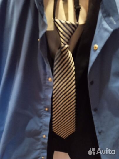 Жилет школьный + две рубашки на мальчика 142 рост