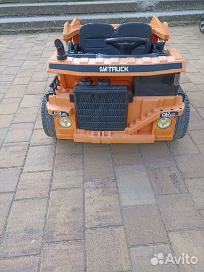 Детский электромобиль бу